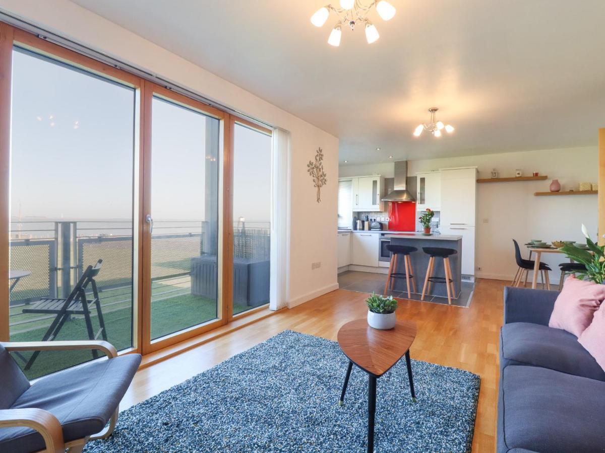 Flat 19 By The Beach Harwich Exterior photo